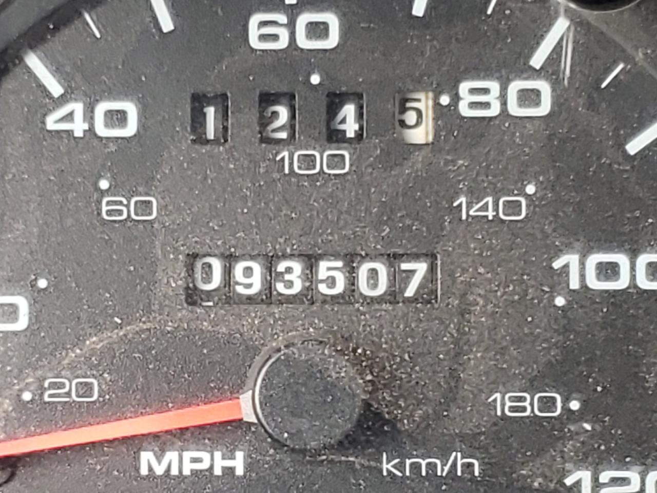 Photo 8 from auction – 2002 FORD TAURUS SES with VIN 1FAFP55U52A168296