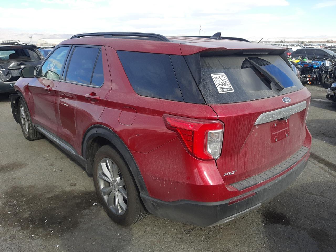 Photo 3 from auction – 2021 FORD EXPLORER X with VIN 1FMSK7DH5MGA31507
