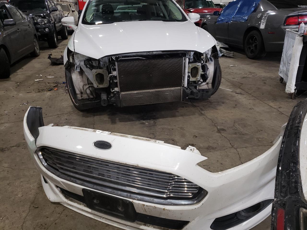 Photo 9 from auction – 2016 FORD FUSION SE with VIN 3FA6P0T91GR367005