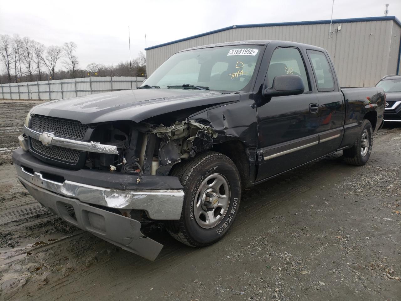 Photo 2 from auction – 2004 CHEVROLET SILVERADO with VIN 2GCEC19V341104557