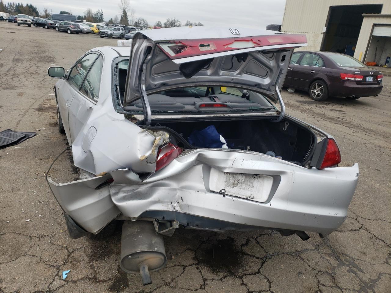 Photo 9 from auction – 2000 HONDA ACCORD EX with VIN 1HGCG2255YA044001