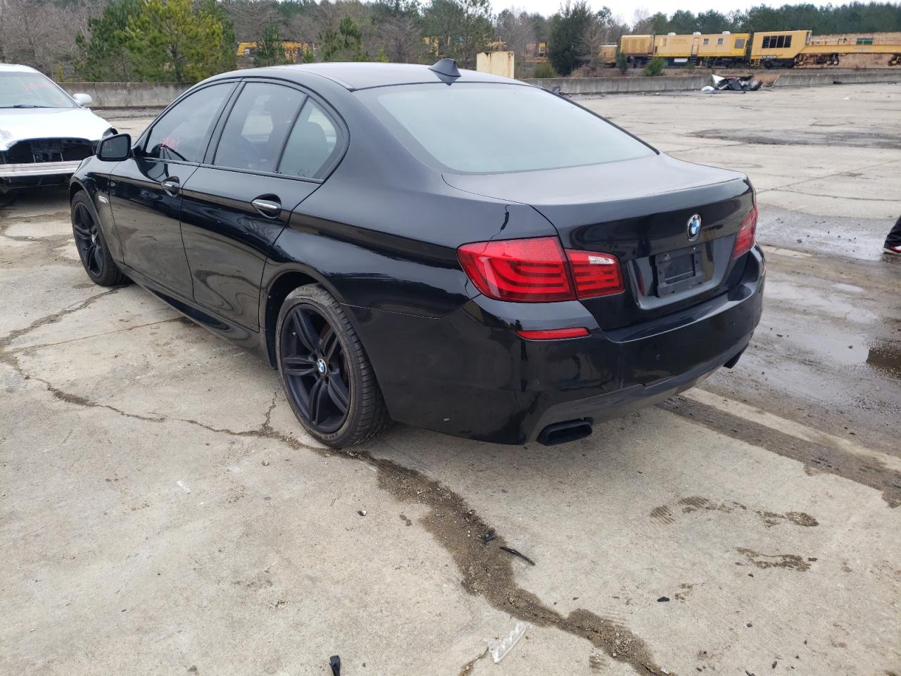 Photo 3 from auction – 2011 BMW 550 I with VIN WBAFR9C51BDE82095