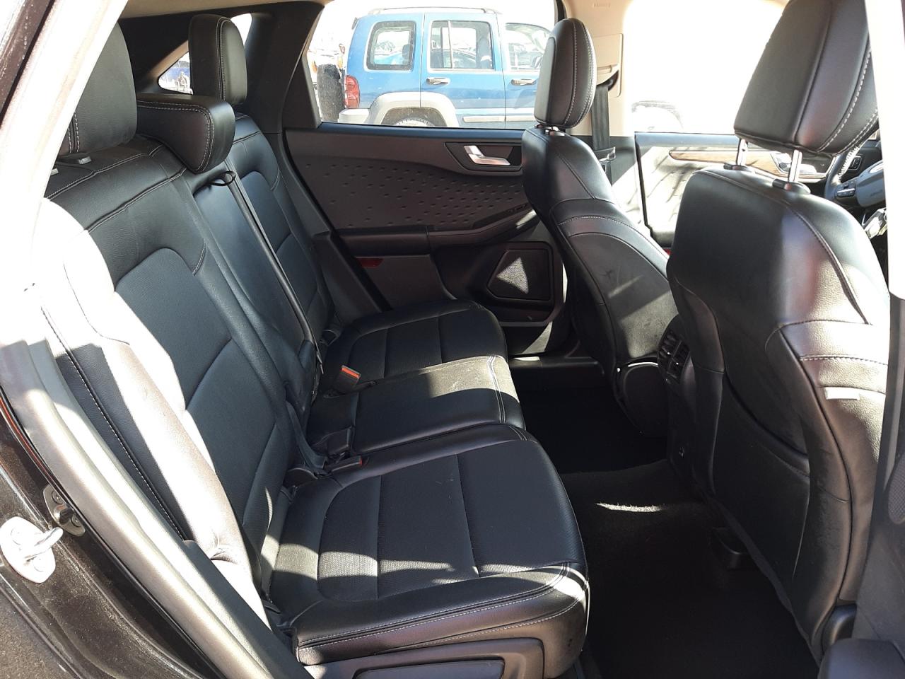 Photo 6 from auction – 2020 FORD ESCAPE TIT with VIN 1FMCU9J97LUB20325