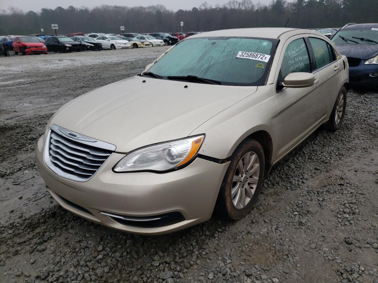 Photo 2 from auction – 2013 CHRYSLER 200 TOURIN with VIN 1C3CCBBB9DN570963