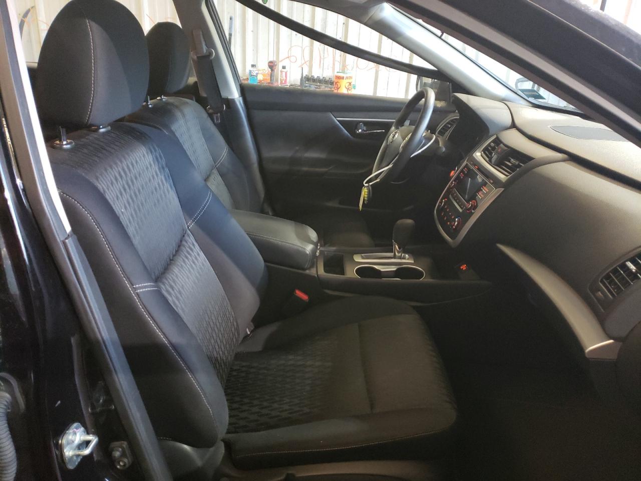 Photo 5 from auction – 2017 NISSAN ALTIMA 2.5 with VIN 1N4AL3AP7HN361464