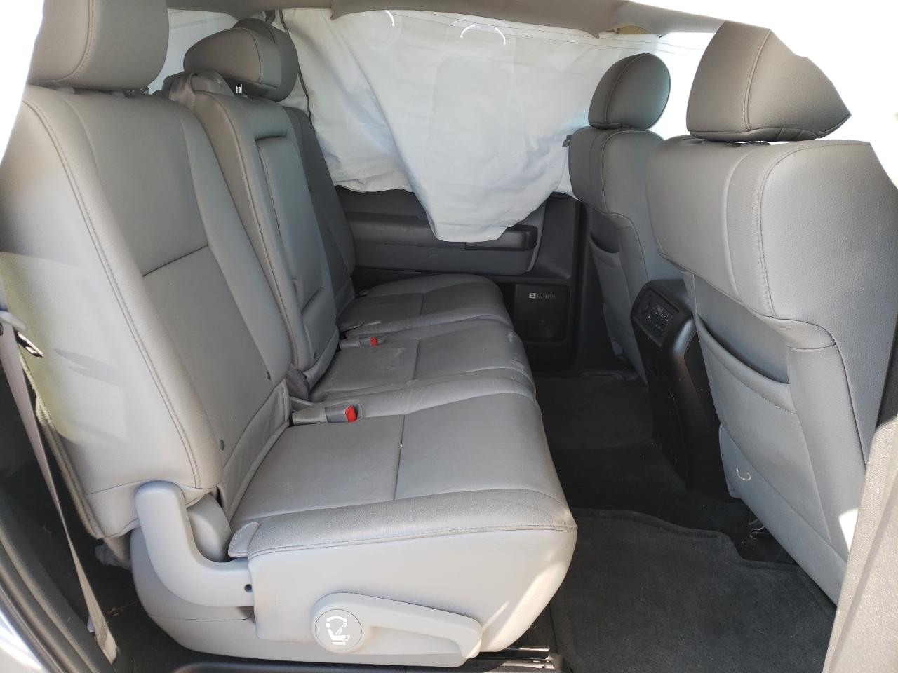 Photo 6 from auction – 2017 TOYOTA SEQUOIA LI with VIN 5TDKY5G10HS067333