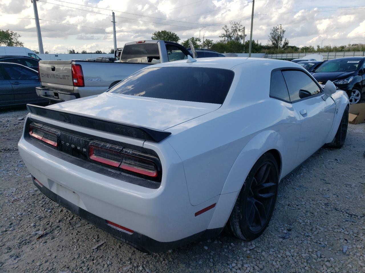 Photo 4 from auction – 2019 DODGE CHALLENGER with VIN 2C3CDZL93KH656115