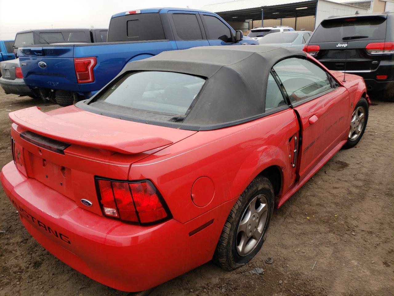 Photo 4 from auction – 2004 FORD MUSTANG with VIN 1FAFP44684F150667