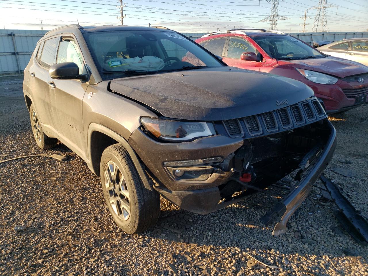 JEEP COMPASS TR 2018 with VIN 3C4NJDDB3JT129232 - Photo from auction