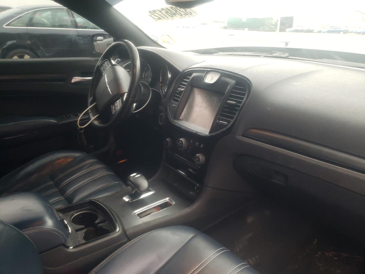 Photo 9 from auction – 2014 CHRYSLER 300 S with VIN 2C3CCAGG3EH229423