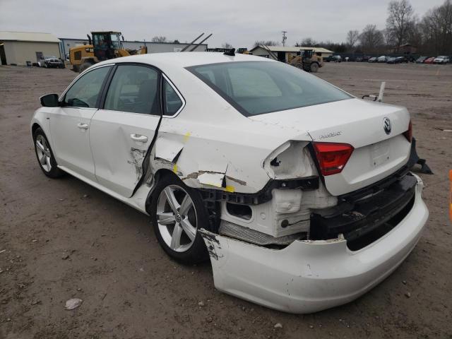 Photo 3 from auction – 2015 VOLKSWAGEN PASSAT S with VIN 1VWAT7A37FC113199