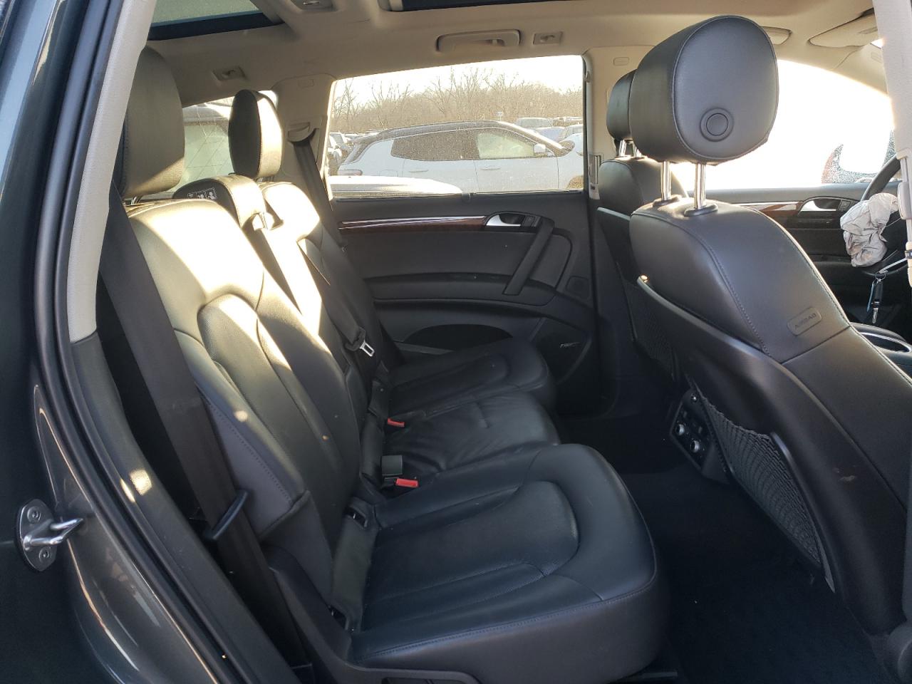 Photo 6 from auction – 2015 AUDI Q7 PRESTIG with VIN WA1DGAFE8FD001141
