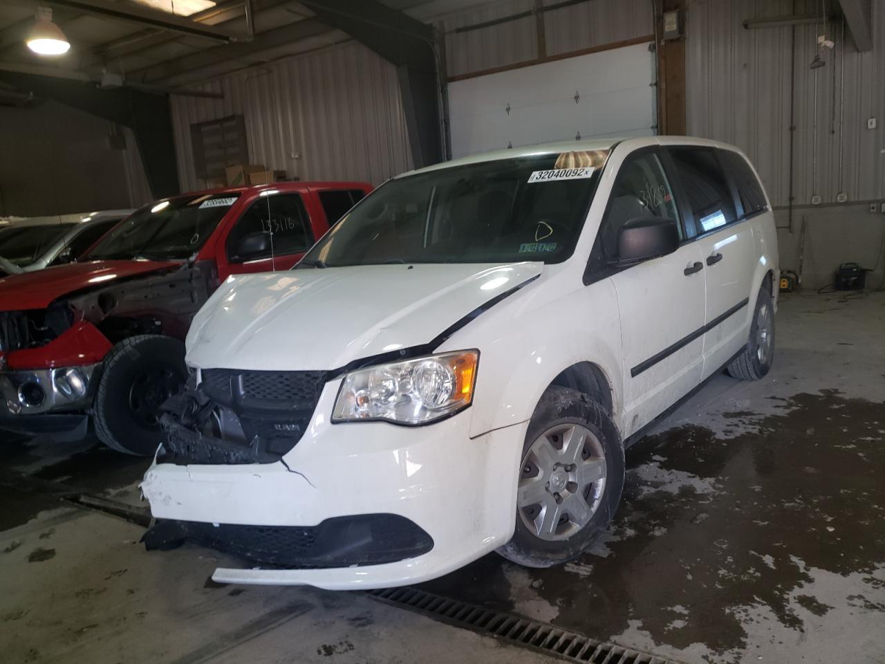 Фото 2 с аукциона – 2013 RAM TRADESMAN с VIN 2C4RRGAGXDR518520