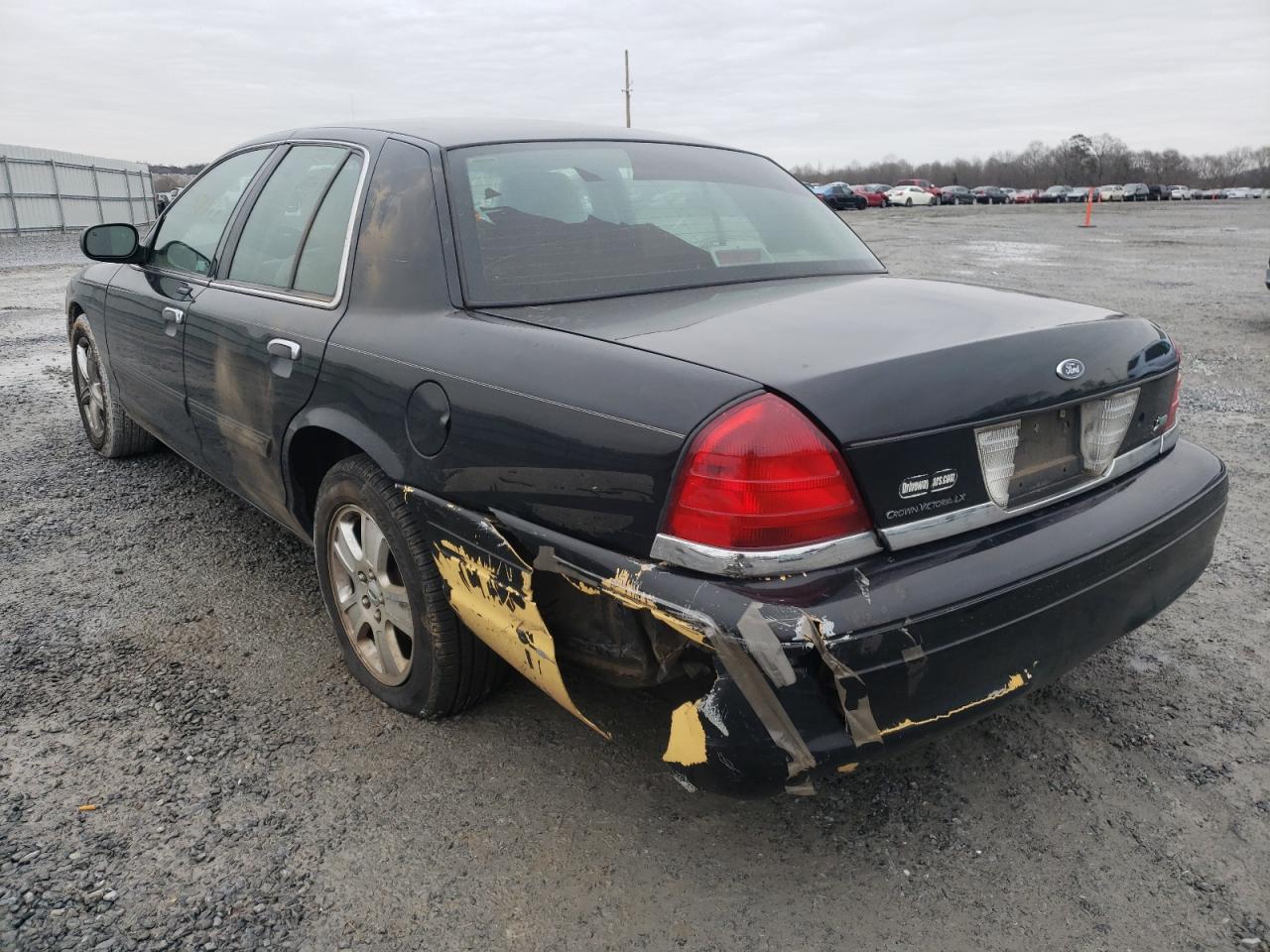 Photo 3 from auction – 2011 FORD CROWN VICT with VIN 2FABP7EV1BX136147