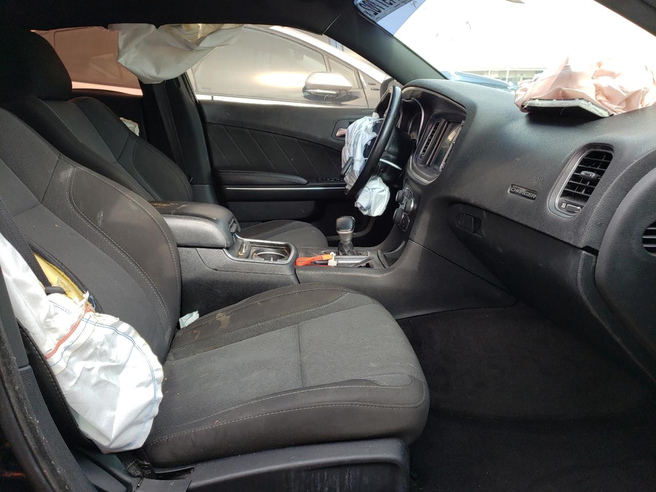 Photo 5 from auction – 2017 DODGE CHARGER SX with VIN 2C3CDXHG4HH524789