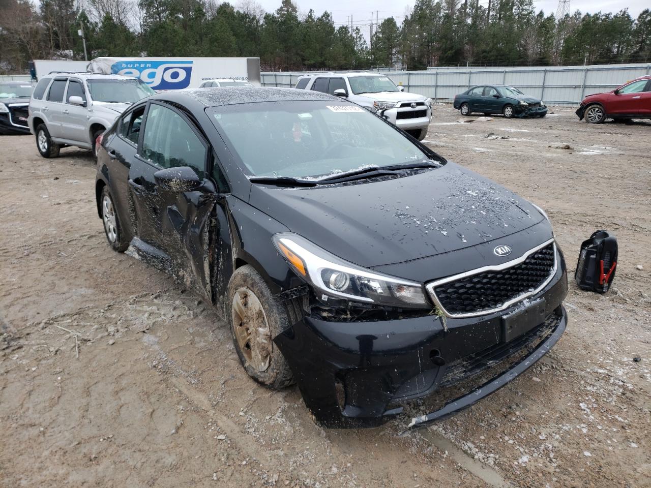 Photo 1 from auction – 2017 KIA FORTE LX with VIN 3KPFK4A7XHE085827