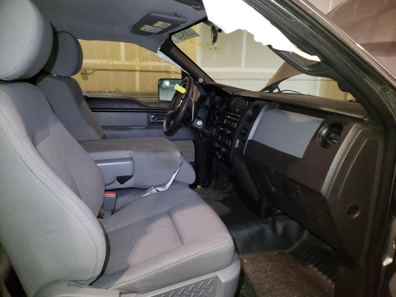Photo 5 from auction – 2012 FORD F150 with VIN 1FTMF1EF7CFB13996