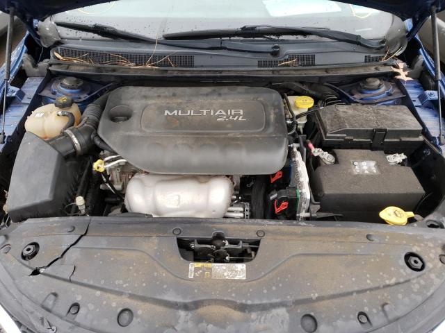 Photo 7 from auction – 2015 CHRYSLER 200 LIMITE with VIN 1C3CCCAB6FN590548