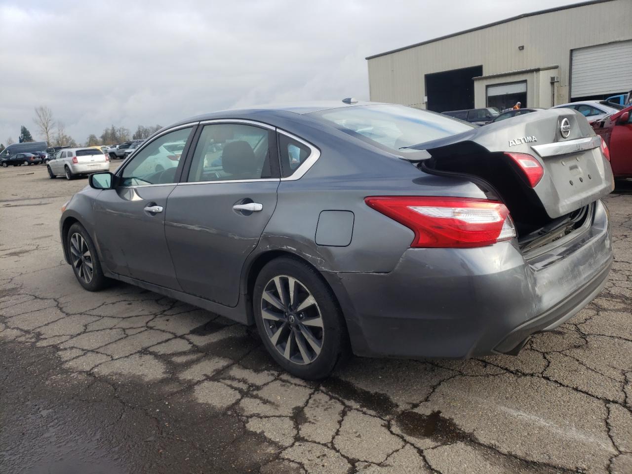 Photo 3 from auction – 2017 NISSAN ALTIMA 2.5 with VIN 1N4AL3AP5HC213602