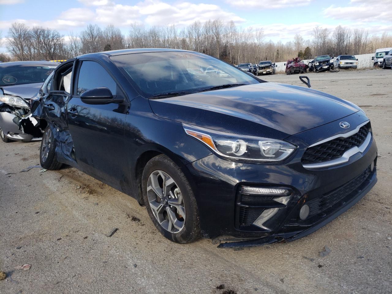 KIA FORTE FE 2021 with VIN 3KPF24AD8ME363186 - Photo from auction