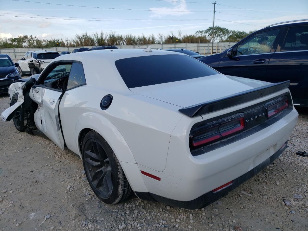 Photo 3 from auction – 2019 DODGE CHALLENGER with VIN 2C3CDZL93KH656115