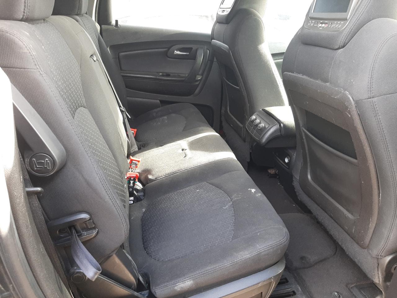 Photo 6 from auction – 2011 CHEVROLET TRAVERSE L with VIN 1GNKRGED7BJ210585