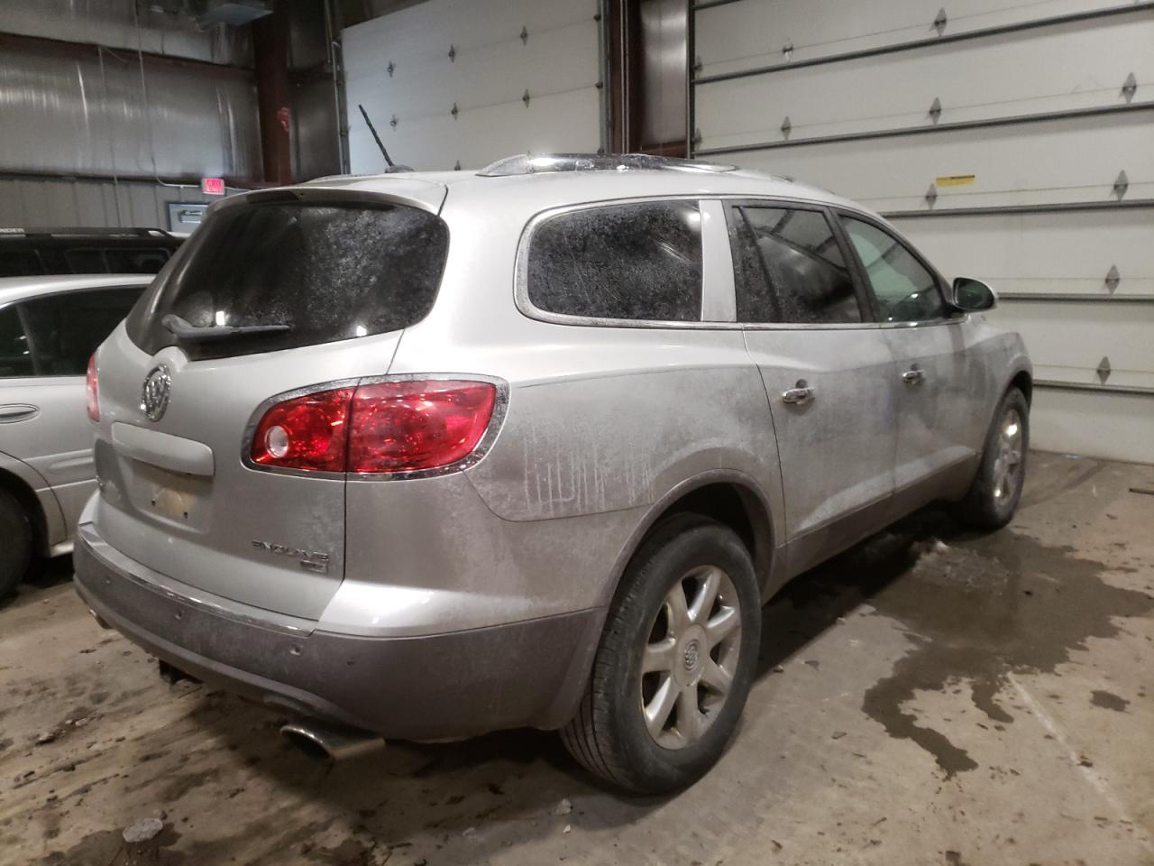 Photo 4 from auction – 2010 BUICK ENCLAVE CX with VIN 5GALRCED0AJ132186