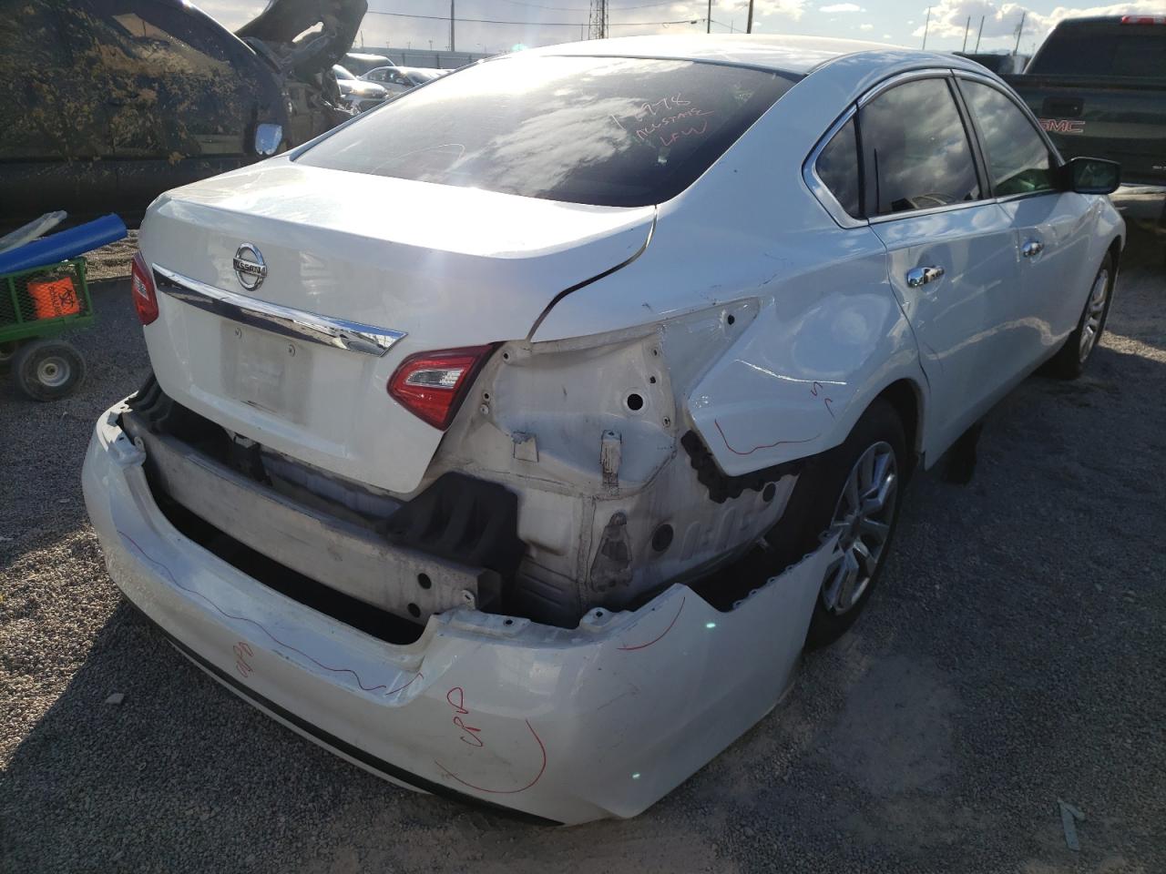 Photo 4 from auction – 2017 NISSAN ALTIMA 2.5 with VIN 1N4AL3AP4HN328521