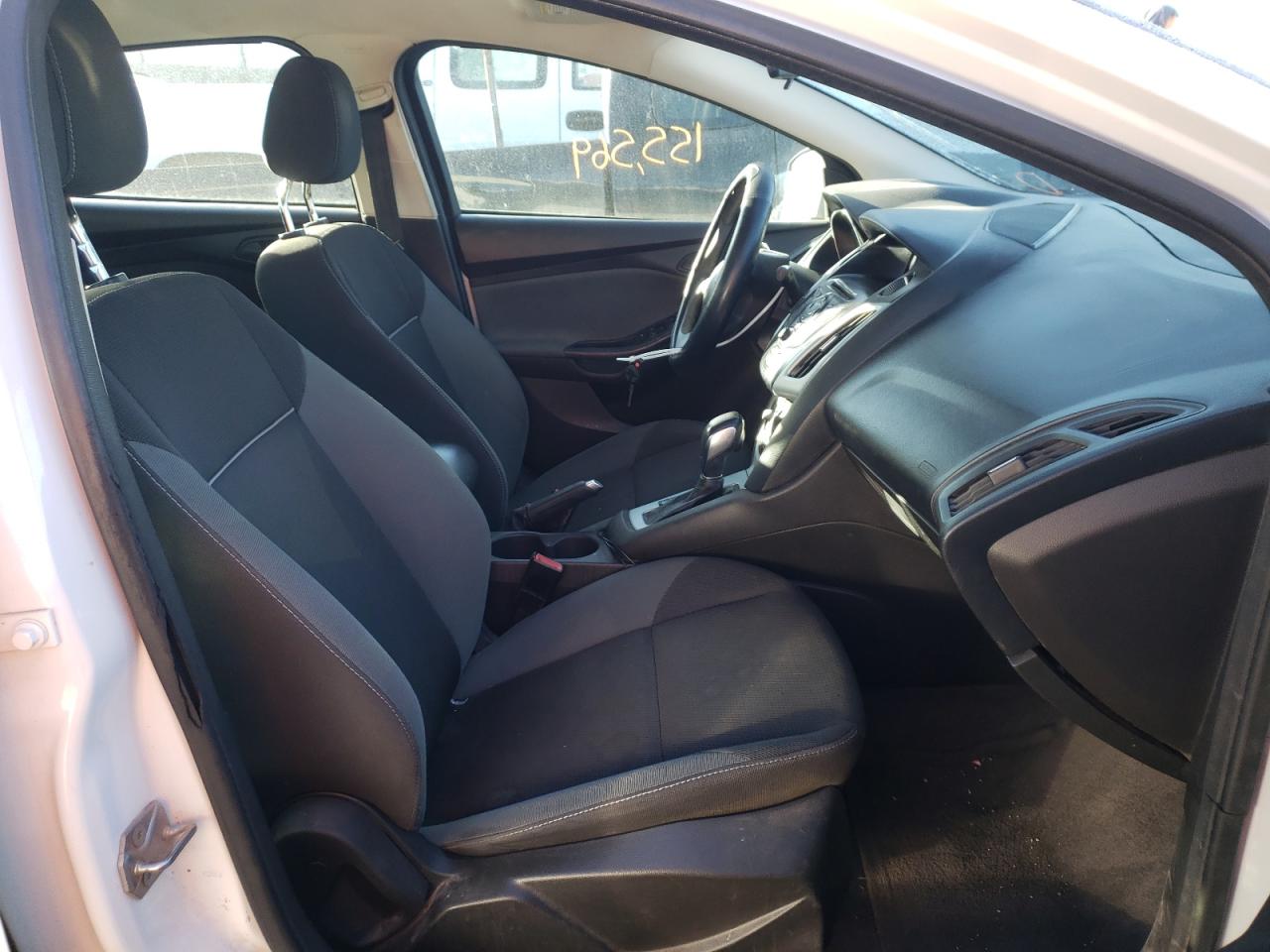 Фото 5 с аукциона – 2012 FORD FOCUS SE с VIN 1FAHP3F20CL112329