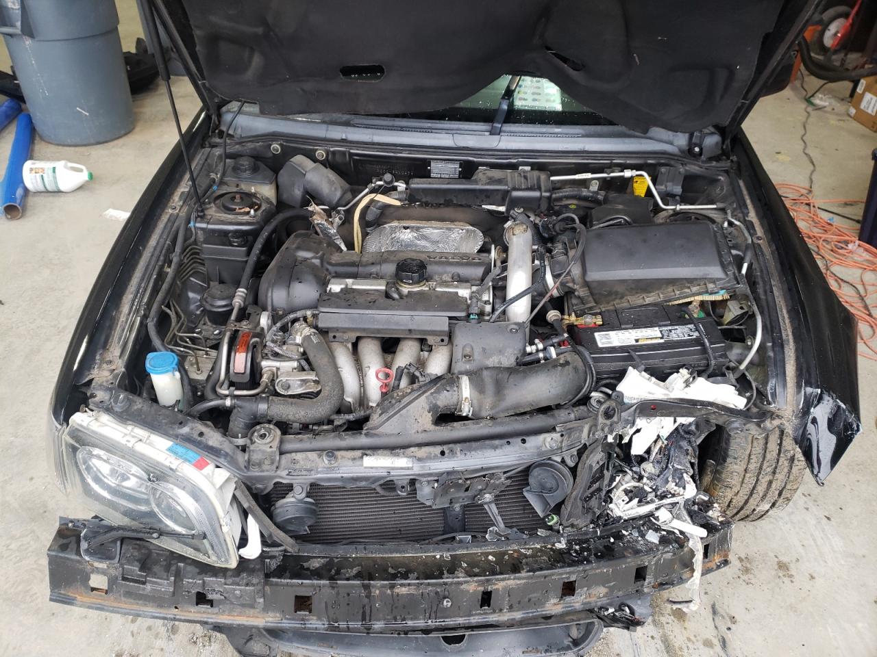 Photo 7 from auction – 2004 VOLVO S40 1.9T with VIN YV1VS27544F062589