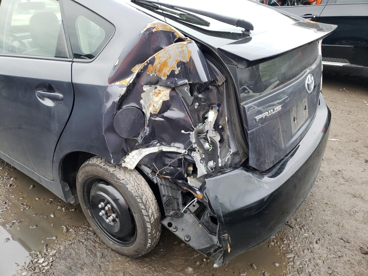 Photo 9 from auction – 2015 TOYOTA PRIUS with VIN JTDKN3DU9F1878831