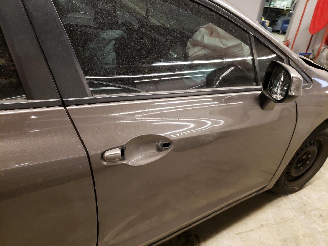 Photo 5 from auction – 2013 HONDA CIVIC with VIN 2HGFB2F50DH582249