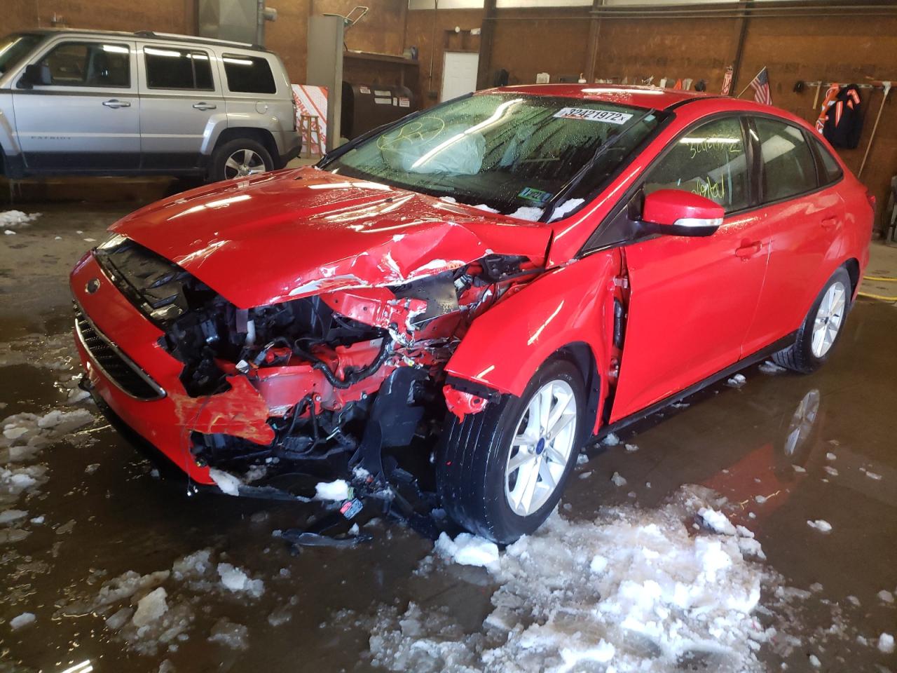 Photo 2 from auction – 2015 FORD FOCUS SE with VIN 1FADP3F28FL229319