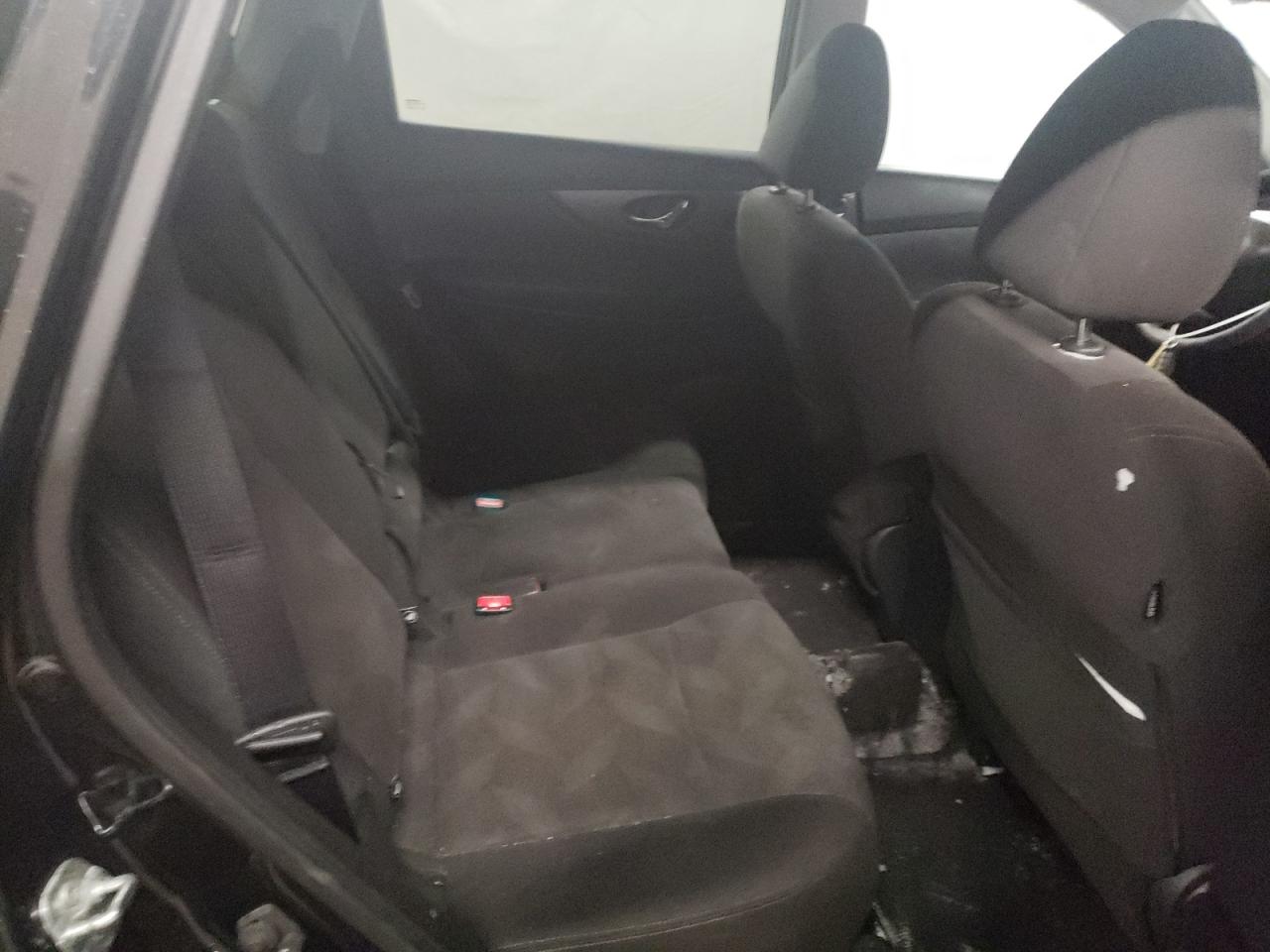 Photo 6 from auction – 2016 NISSAN ROGUE S with VIN KNMAT2MV1GP604171