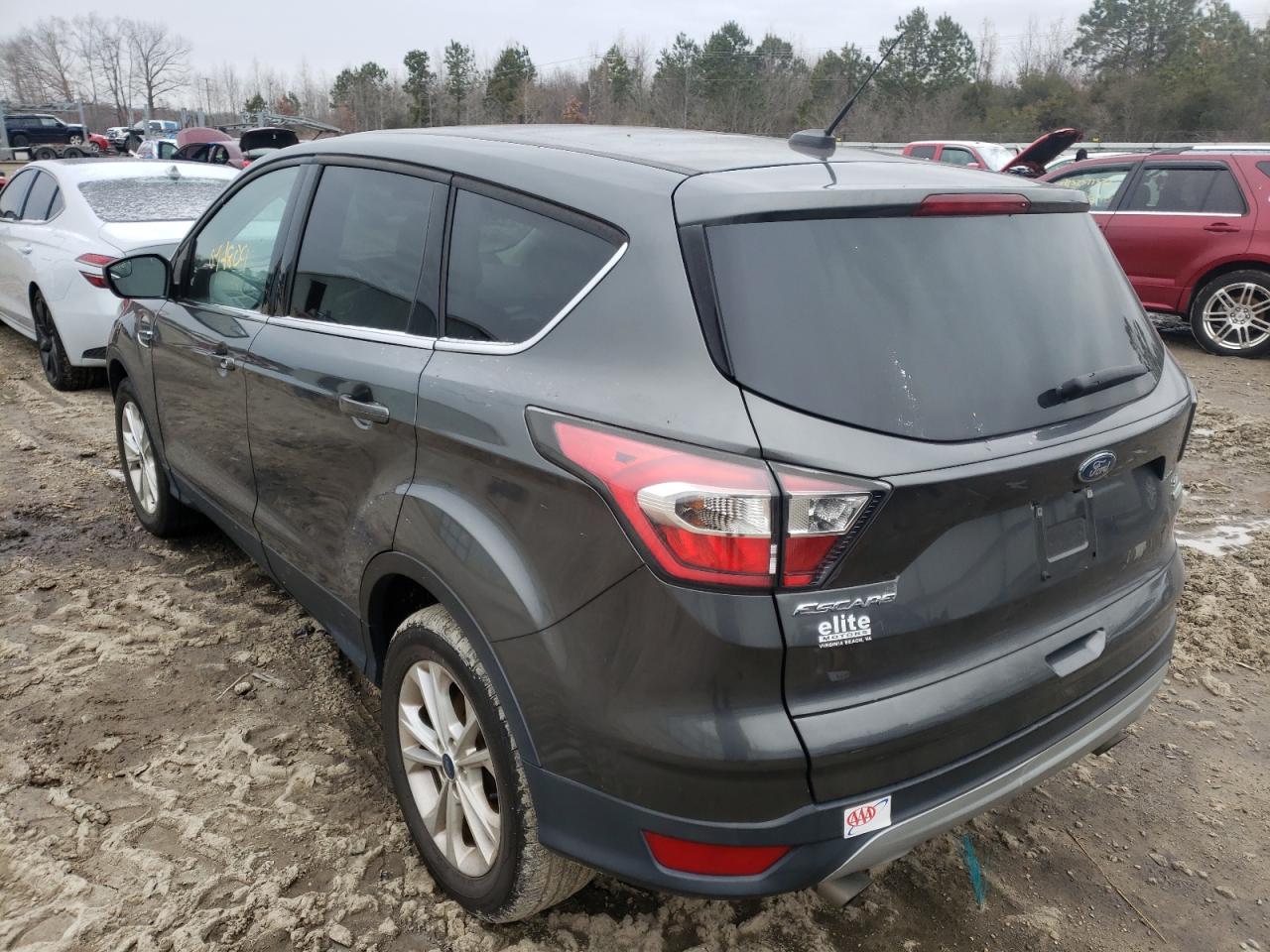 Photo 3 from auction – 2017 FORD ESCAPE SE with VIN 1FMCU0GD0HUA40489