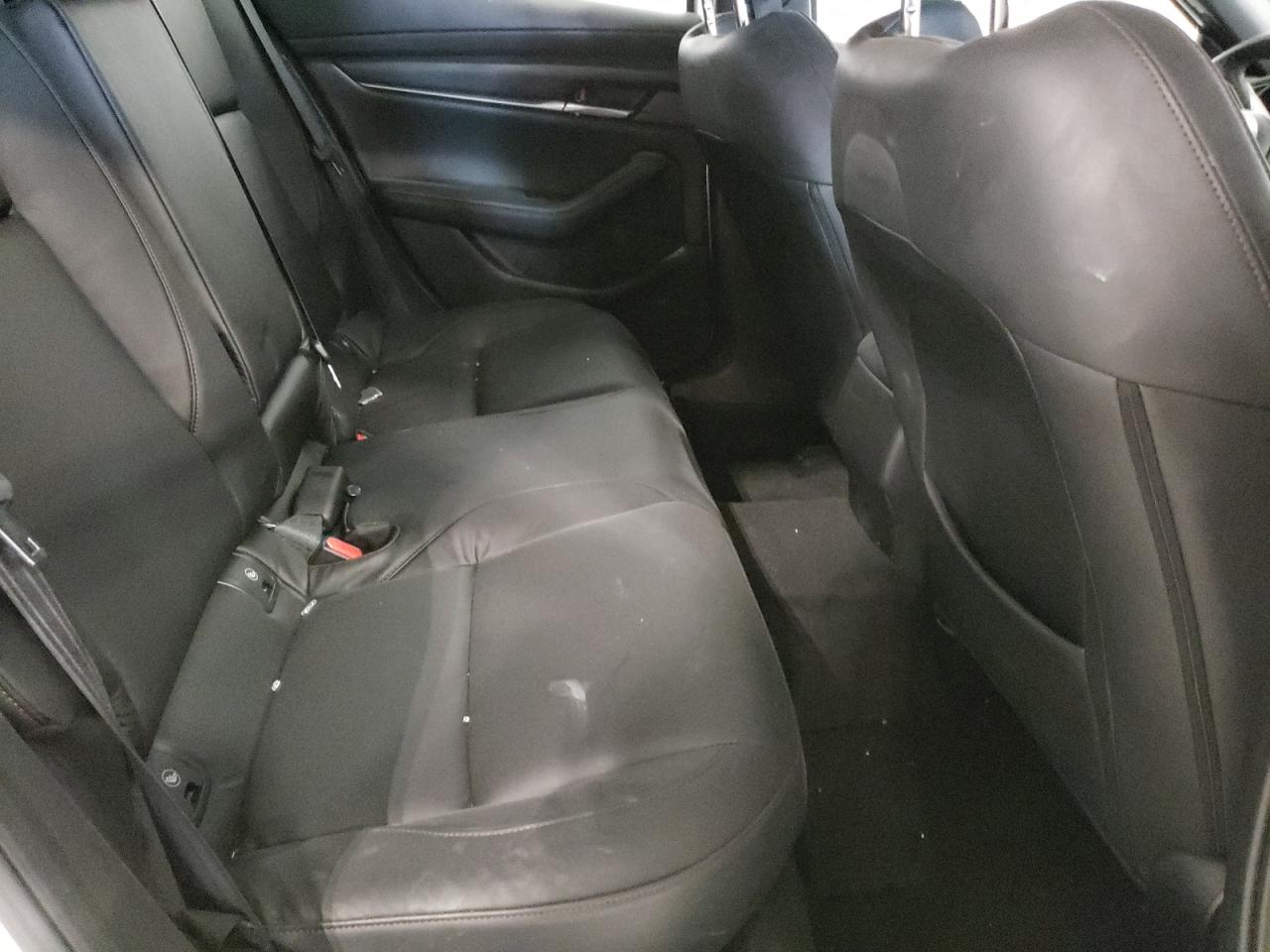 Photo 6 from auction – 2020 MAZDA 3 with VIN JM1BPBLM1L1169568