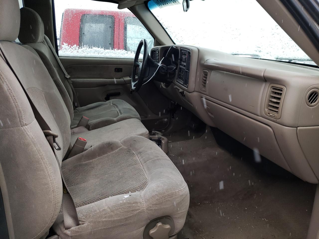 Photo 5 from auction – 2001 CHEVROLET SILVERADO with VIN 1GCEK19T81E137582