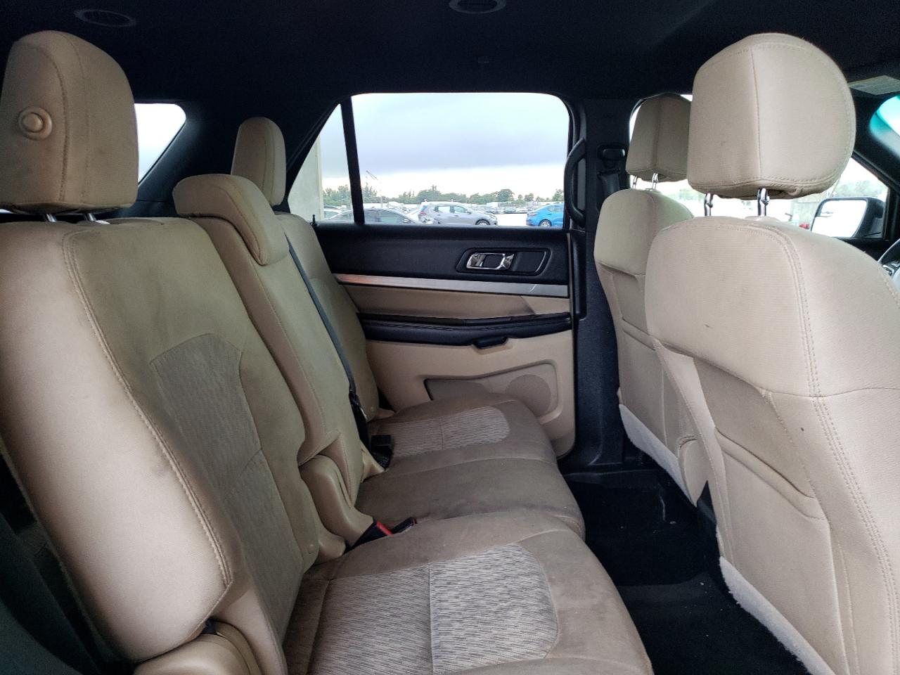 Photo 6 from auction – 2016 FORD EXPLORER with VIN 1FM5K8B80GGA50590