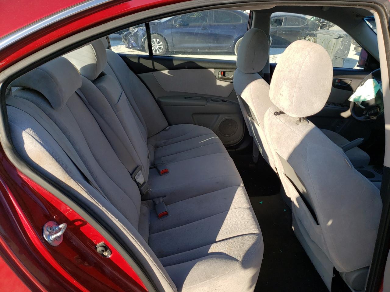 Photo 6 from auction – 2009 KIA OPTIMA LX with VIN KNAGE228295293315