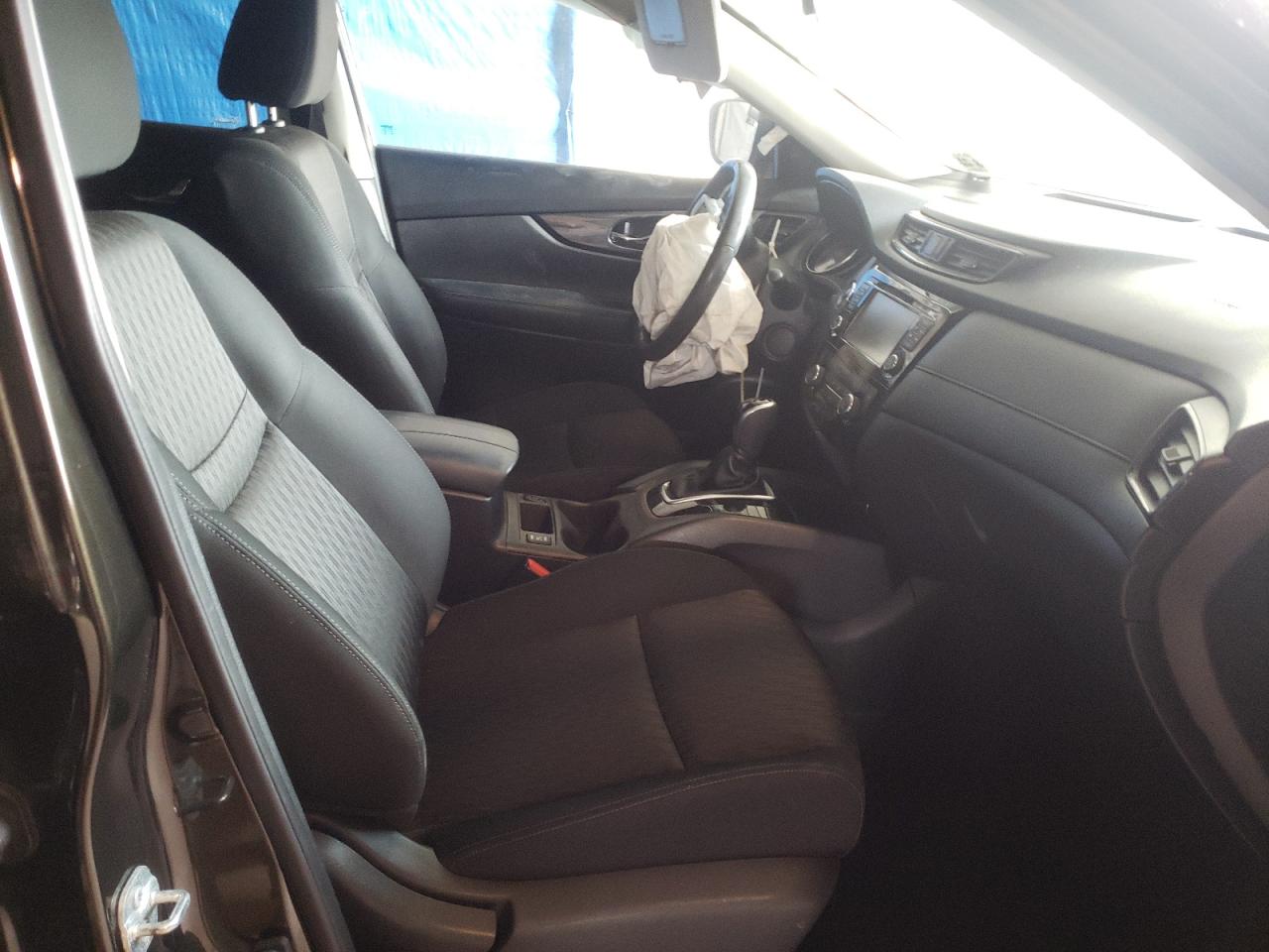 Photo 5 from auction – 2017 NISSAN ROGUE S with VIN KNMAT2MV5HP593466