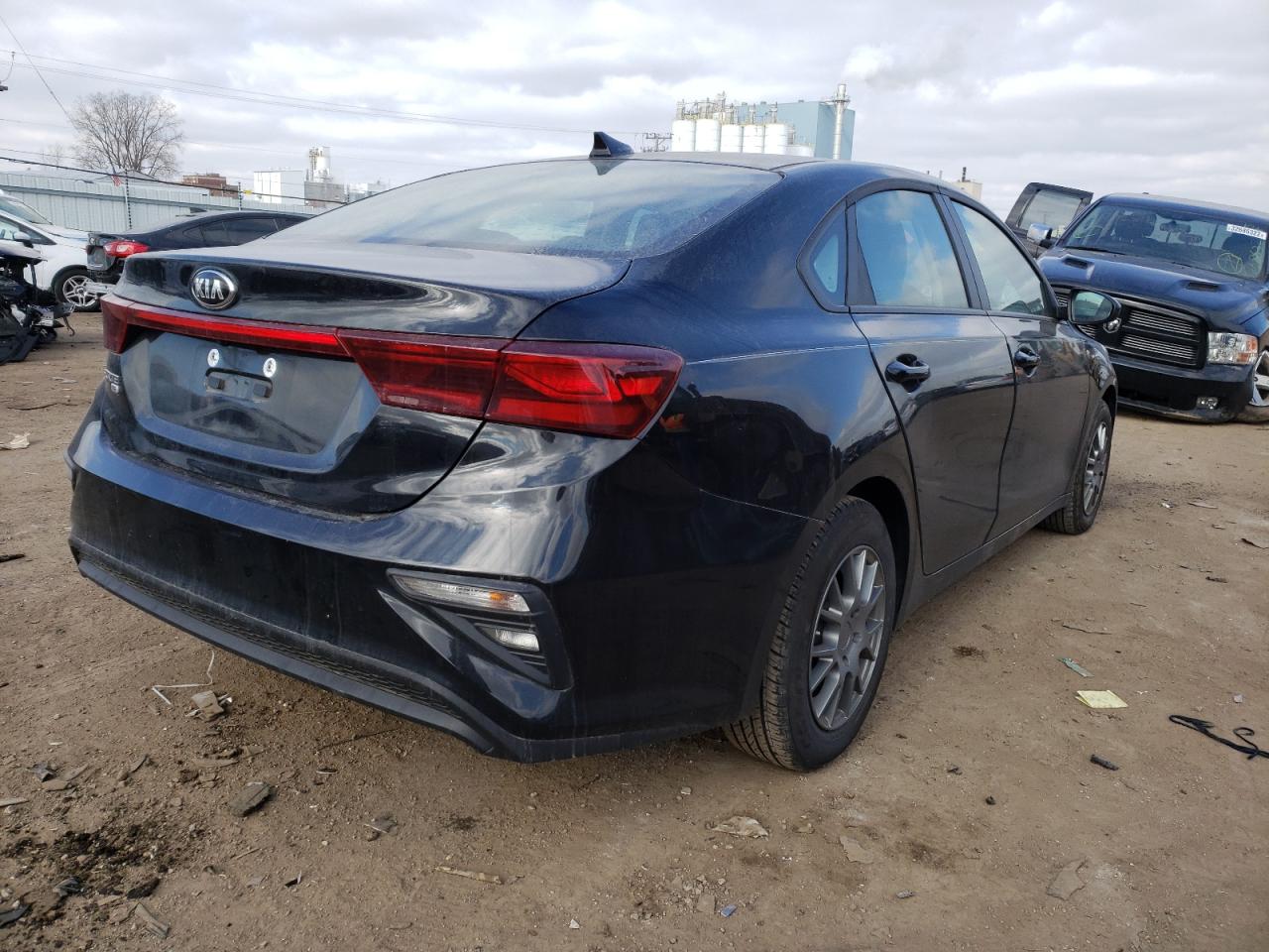 Photo 4 from auction – 2019 KIA FORTE FE with VIN 3KPF24AD4KE089644