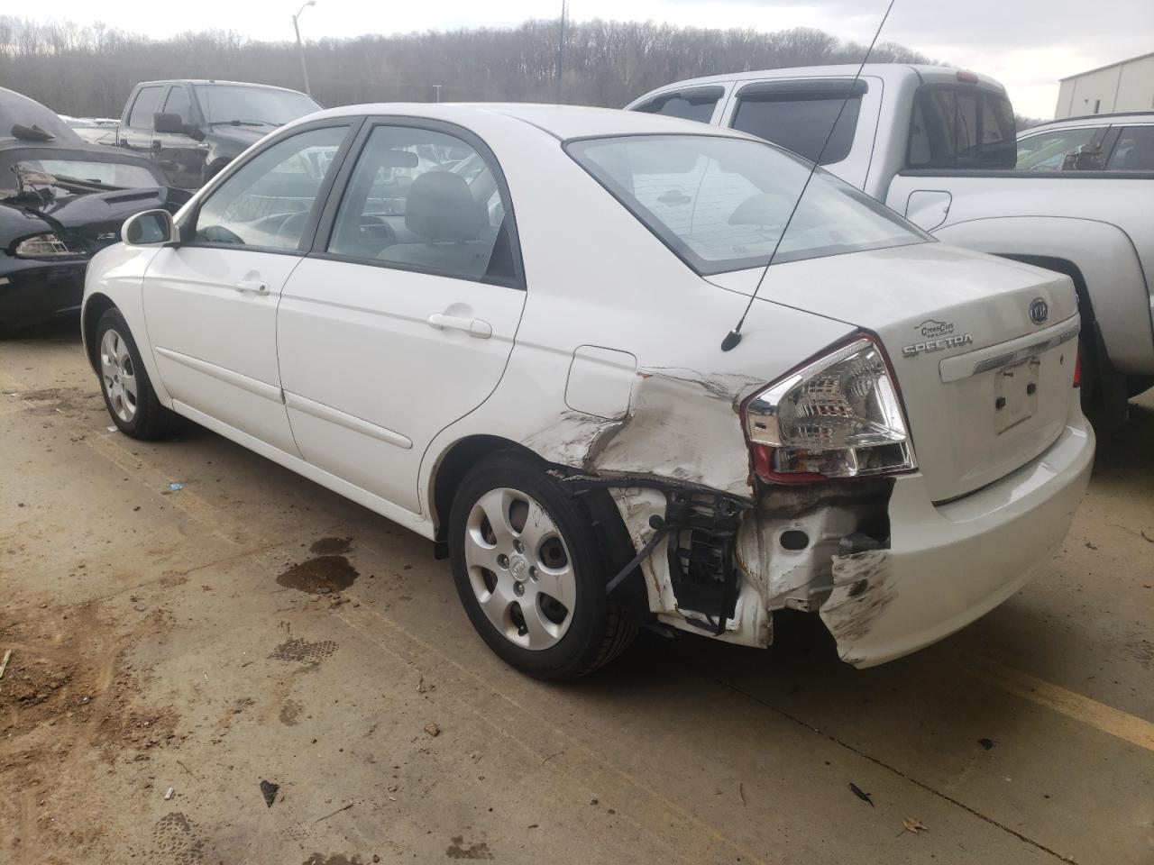 Photo 3 from auction – 2009 KIA SPECTRA EX with VIN KNAFE221795598307