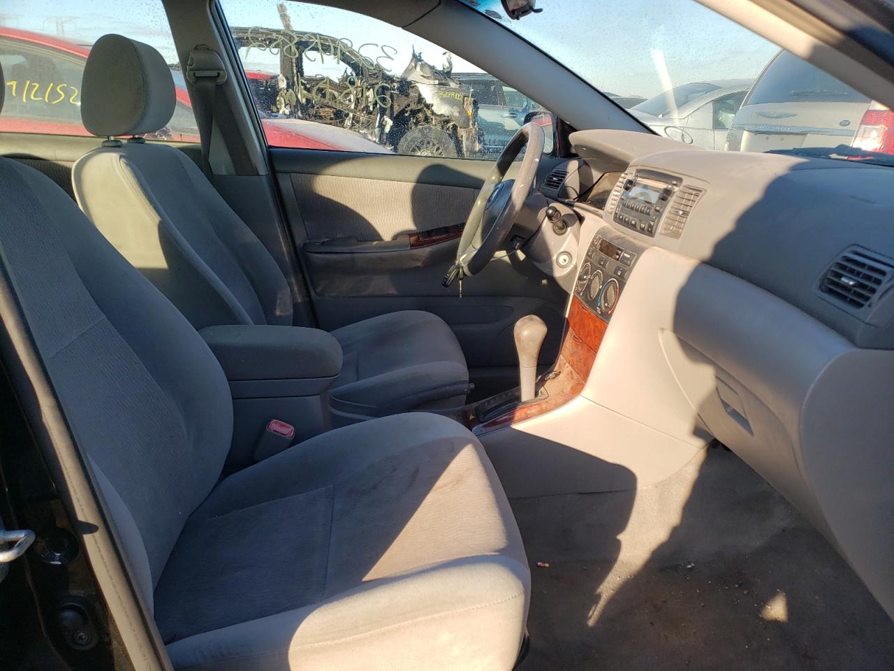 Photo 5 from auction – 2007 TOYOTA COROLLA CE with VIN JTDBR32E570130942
