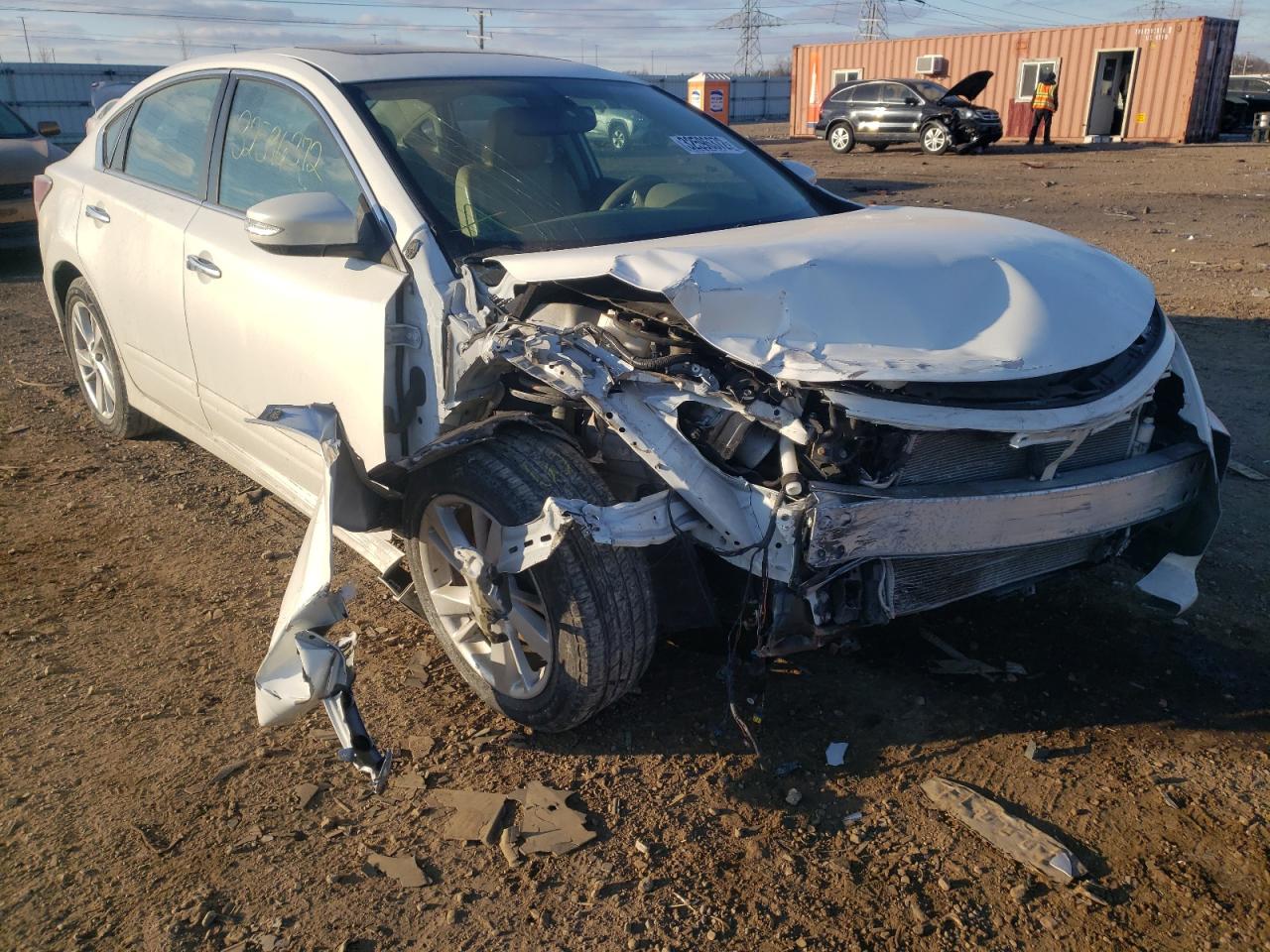 NISSAN ALTIMA 2.5 2015 with VIN 1N4AL3AP8FN397404 - Photo from auction