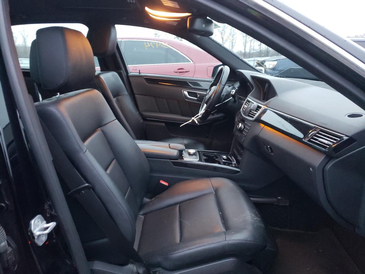 Photo 5 from auction – 2013 MERCEDES-BENZ E 350 with VIN WDDHF5KB4DA739200