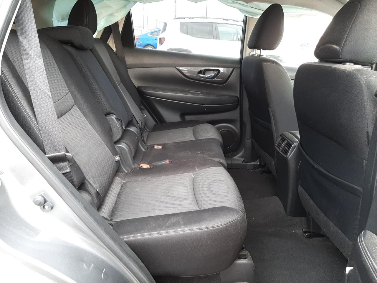 Photo 6 from auction – 2018 NISSAN ROGUE S with VIN JN8AT2MT4JW450717