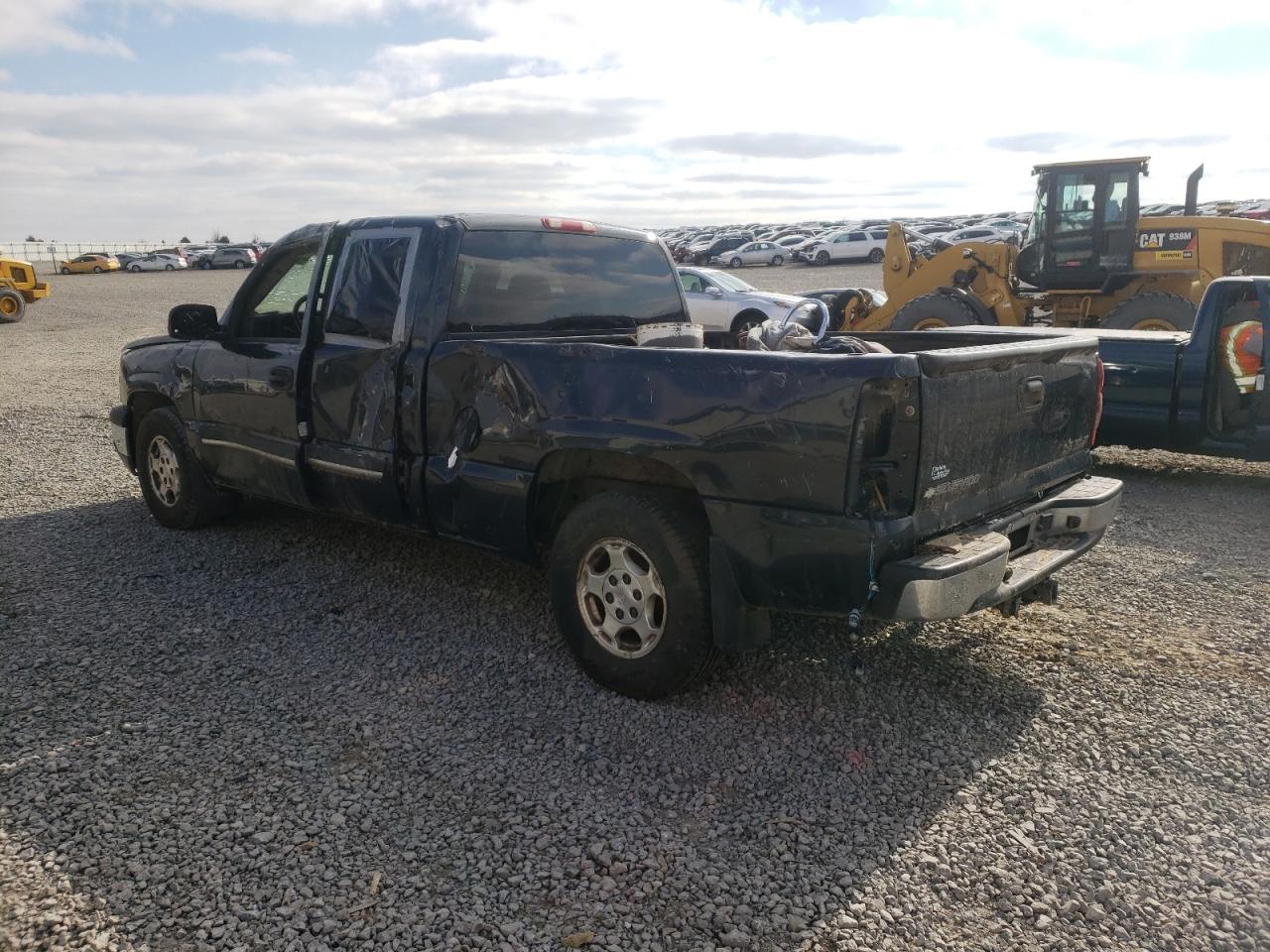 Photo 3 from auction – 2004 CHEVROLET SILVERADO with VIN 2GCEC19V941102697
