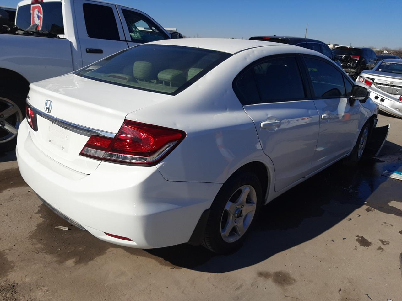 Photo 4 from auction – 2015 HONDA CIVIC SE with VIN 19XFB2F77FE059714