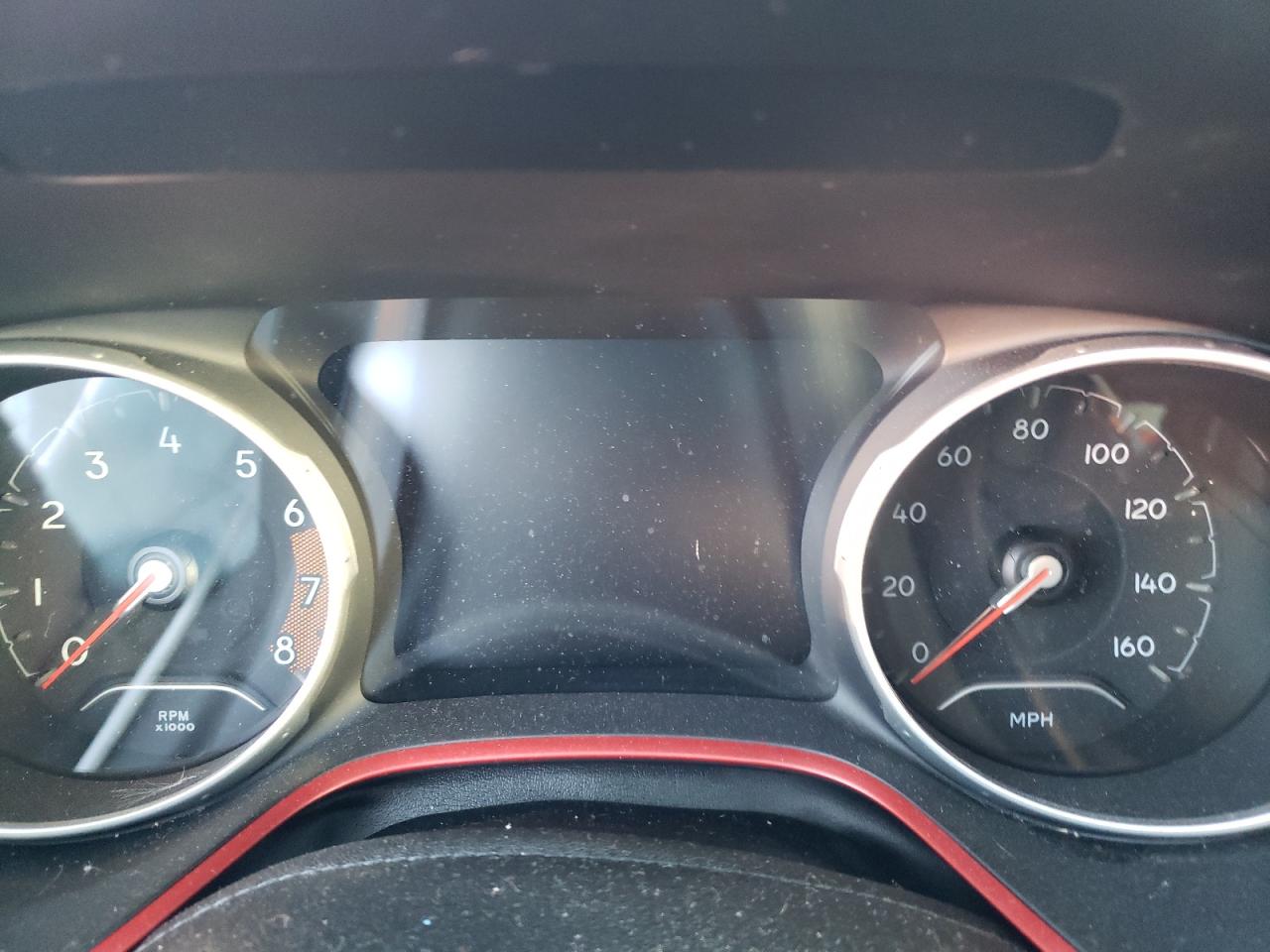 Photo 8 from auction – 2018 JEEP COMPASS TR with VIN 3C4NJDDB3JT129232