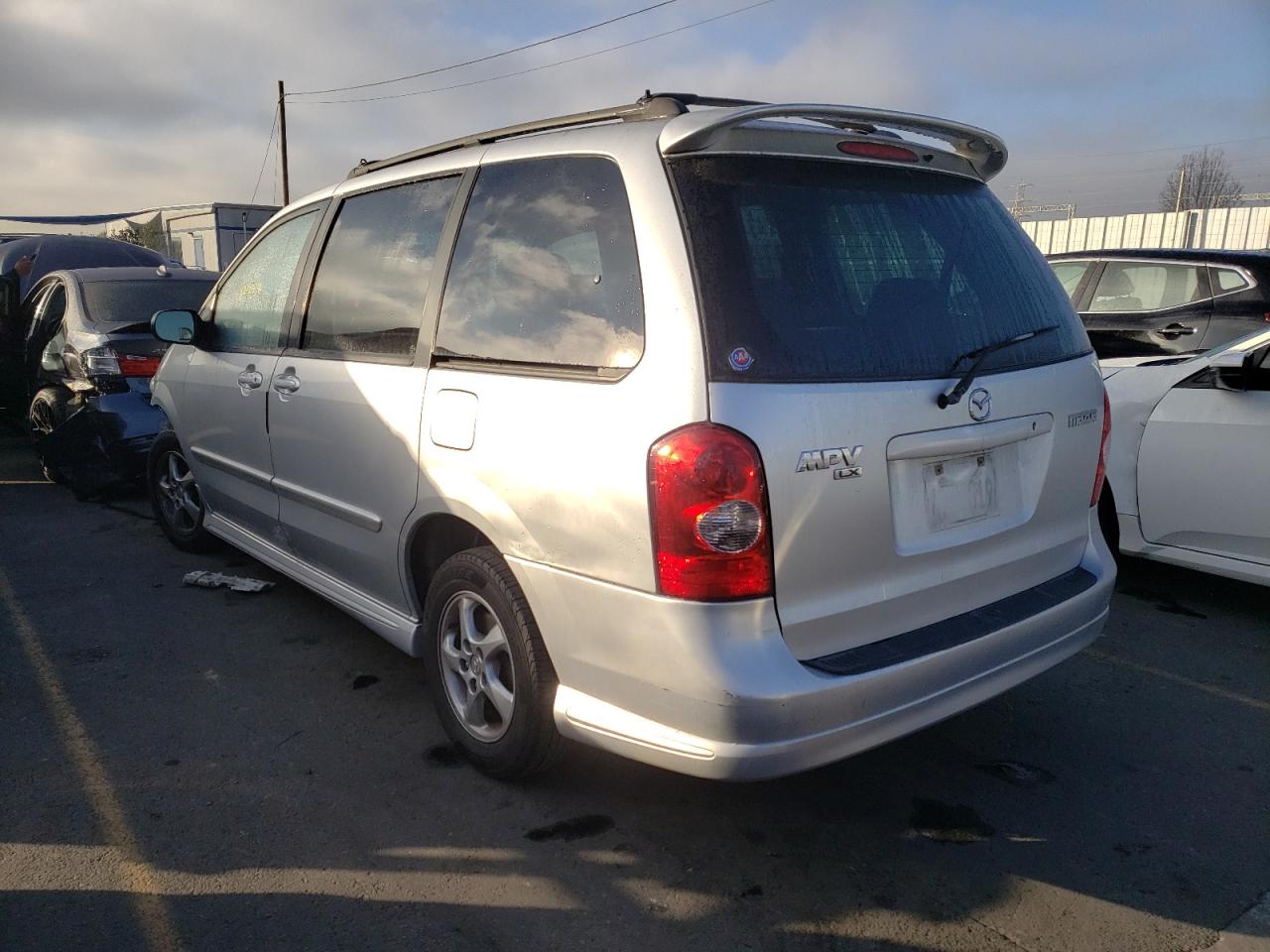 Foto 3 de la subasta – 2002 MAZDA MPV WAGON con VIN JM3LW28J120326839